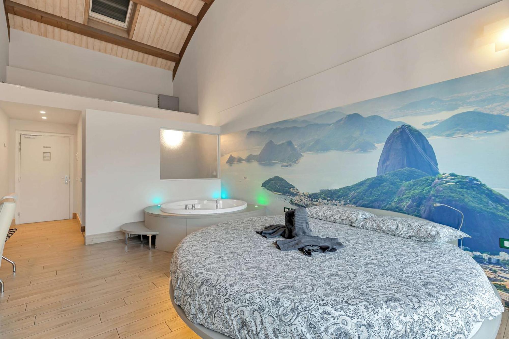Suite A Tema — Foto 1